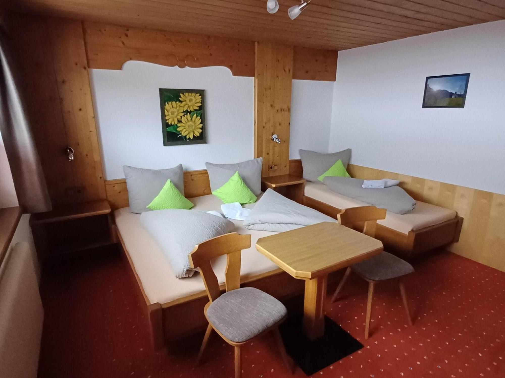 Modern Apartment In Langenfeld Near Ski Area Exterior foto