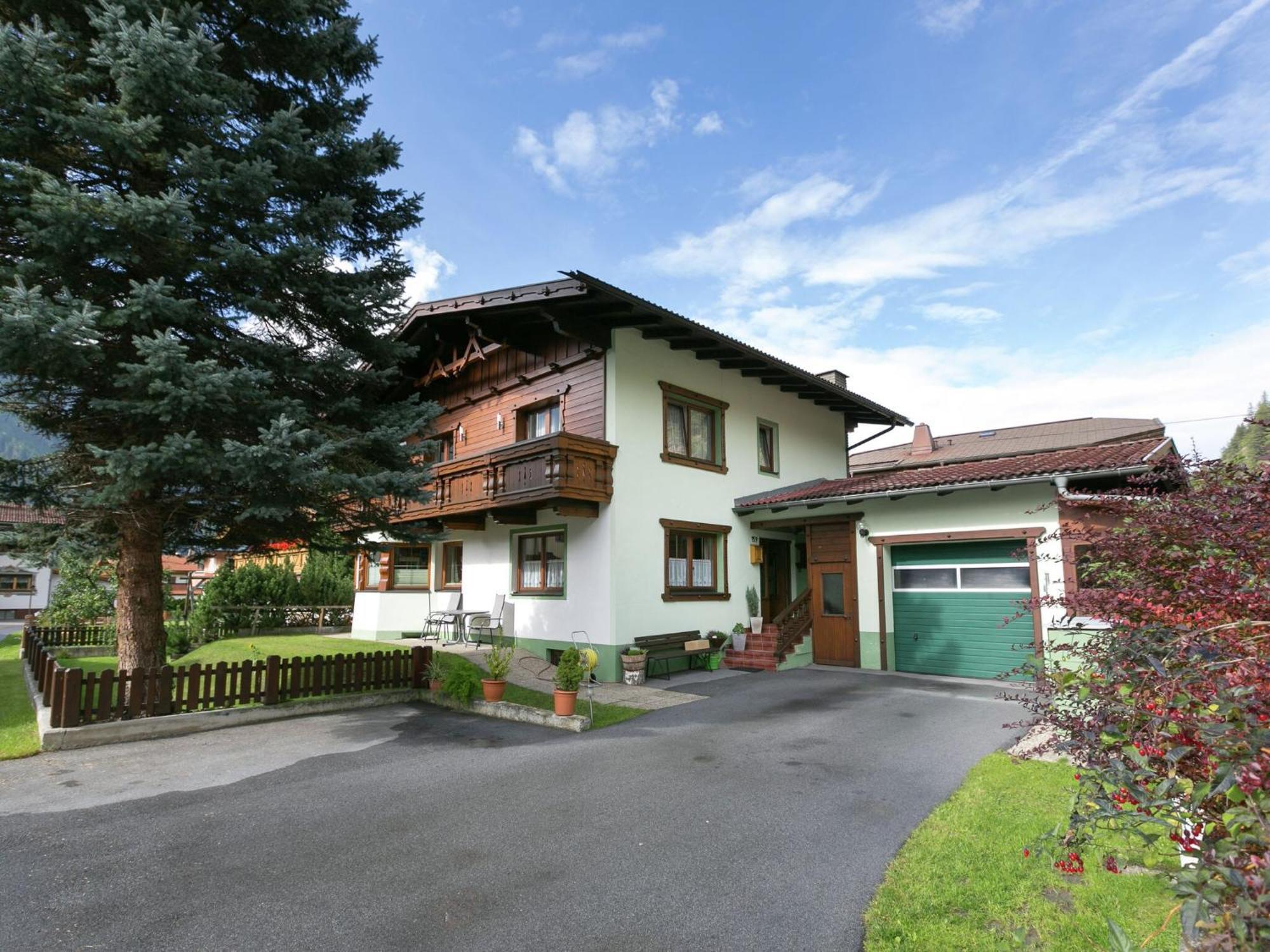 Modern Apartment In Langenfeld Near Ski Area Exterior foto